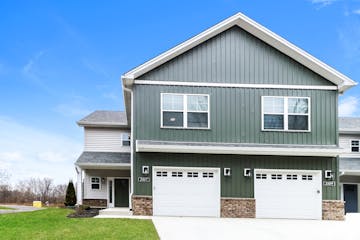 2107 Paddle Wheel Dr Jeffersonville, IN 47130